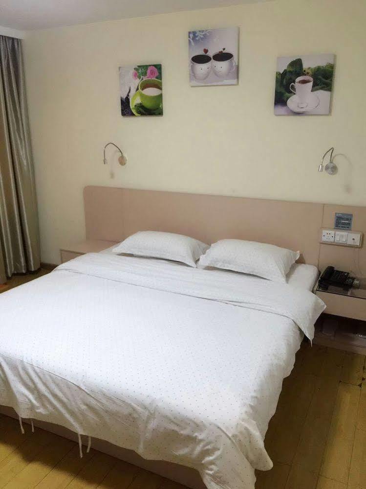 Yimi Inn Shiqiao Metro Sation Pedestrian Street Branch 広州 エクステリア 写真